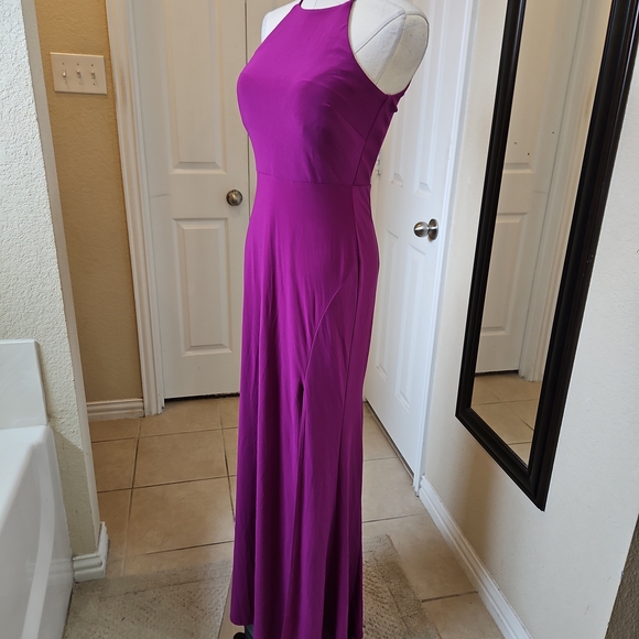Jump Apparel Magenta Halter Neck Evening Gown – Size 3/4 - Picture 6 of 11